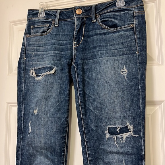American Eagle Super Stretch Distressed Jeans - Picture 2 of 3